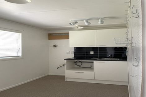 Photo of property in 30 Queen Street, Papakura, 2110