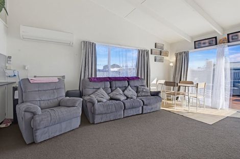 Photo of property in 2/127 Parkers Road, Tahunanui, Nelson, 7011