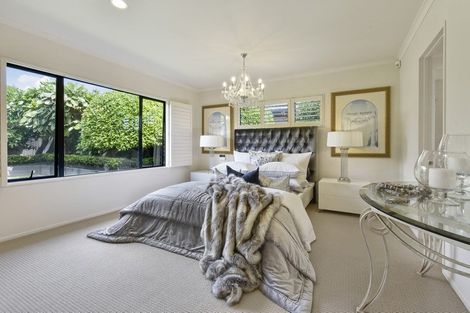 Photo of property in 80 Lothian Brae, Wattle Downs, Auckland, 2103