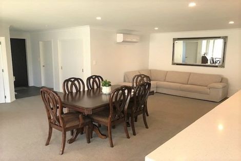 Photo of property in 54 Te Kio Crescent, Papamoa Beach, Papamoa, 3118