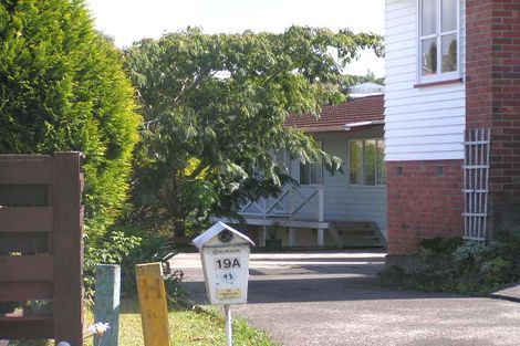 Photo of property in 1/19 Pax Avenue, Forrest Hill, Auckland, 0620