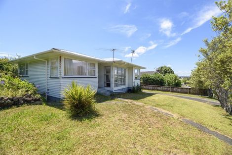 Photo of property in 6 Harmel Road, Glendene, Auckland, 0602