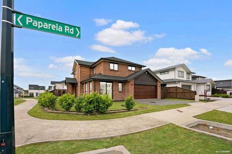 Photo of property in 37 Papareia Road, Karaka, Papakura, 2113