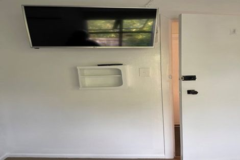 Photo of property in 21 Brandon Road, Glen Eden, Auckland, 0602