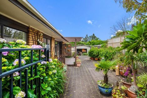 Photo of property in 5 Redmount Place, Red Hill, Papakura, 2110