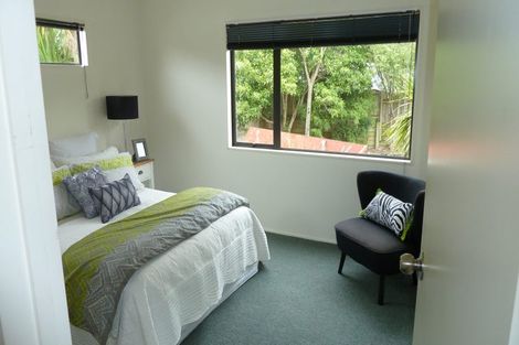 Photo of property in 1/44 Fields Parade, Oteha, Auckland, 0632