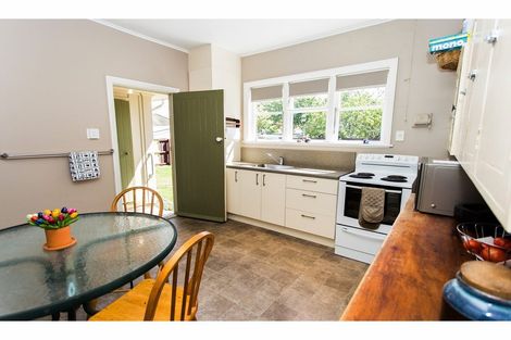 Photo of property in 338 Riverlaw Terrace, Saint Martins, Christchurch, 8022