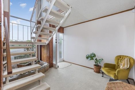 Photo of property in 61 Queenstown Road, Onehunga, Auckland, 1061