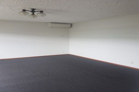 Photo of property in 1/224 Main North Road, Redwood, Christchurch, 8051