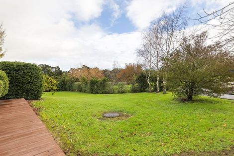Photo of property in 37 La Lena Grove, Fitzherbert, Palmerston North, 4410