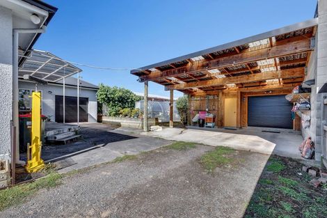 Photo of property in 10 William Street, Marton, 4710