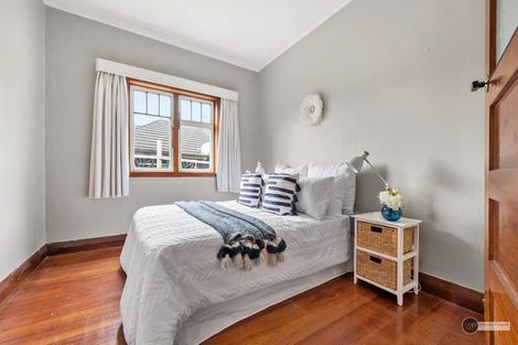 Photo of property in 1-2/6a Pohutukawa Street, Woburn, Lower Hutt, 5010