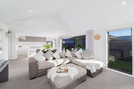 Photo of property in 8 Mackinnon Street, Marshland, 8083