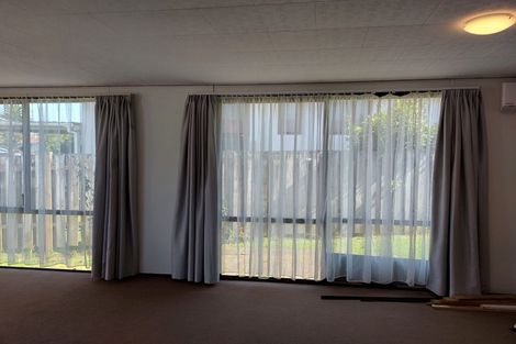 Photo of property in 1 Mona Vale, West Harbour, Auckland, 0618