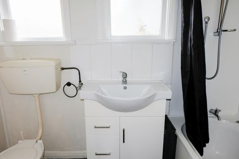 Photo of property in 10 Hayle Street, Holmes Hill, Oamaru, 9401