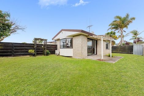 Photo of property in 15b Meadowland Street, Matua, Tauranga, 3110
