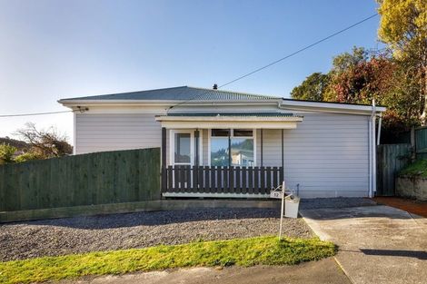 Photo of property in 12 Suffolk Street, Picton, 7220
