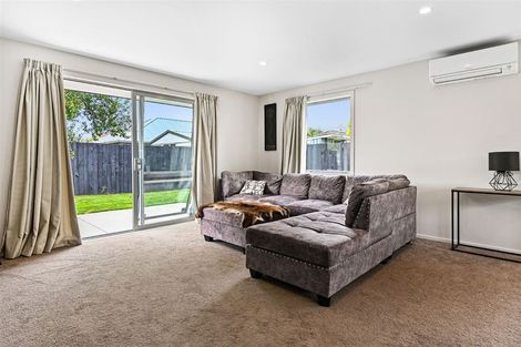Photo of property in 6a Cargill Place, Richmond, Christchurch, 8013