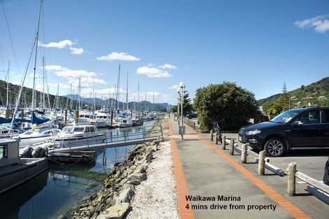 Photo of property in 4 Raukura Rise, Picton, 7220