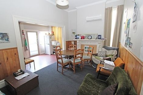 Photo of property in 44 Heriot Row, Dunedin Central, Dunedin, 9016