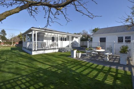 Photo of property in 12 Rhodes Street, Carterton, 5713