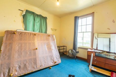 Photo of property in 21 Atkinson Street, Woodville, 4920