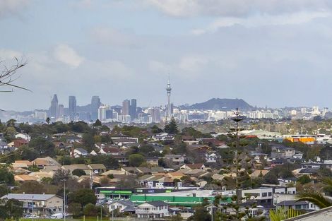 Photo of property in 12 Cassia Place, Sunnynook, Auckland, 0620