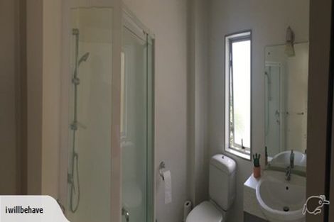 Photo of property in 6f Scotia Place, Auckland Central, Auckland, 1010