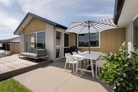 Photo of property in 30 Hass Drive, Ohauiti, Tauranga, 3112
