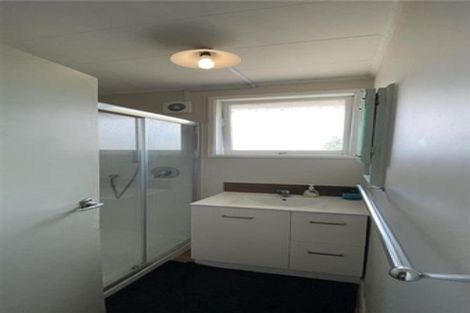 Photo of property in 52 Cramond Drive, Mangere East, Auckland, 2024