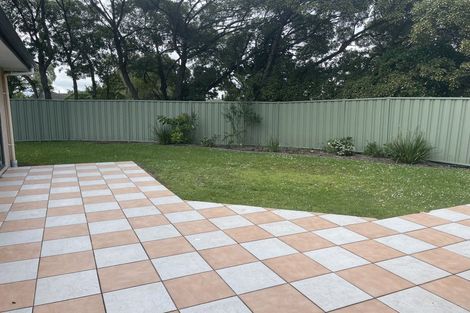 Photo of property in 24 Caltra Place, East Tamaki, Auckland, 2016
