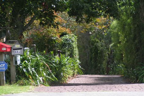 Photo of property in 68b Clarence Road, Northcote Point, Auckland, 0627