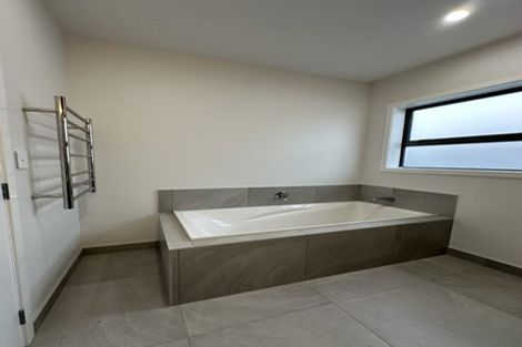 Photo of property in 5 Cassin Place, Taradale, Napier, 4112