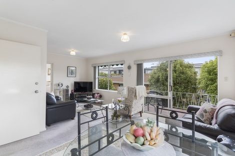 Photo of property in 5/33 Tawhiri Road, One Tree Hill, Auckland, 1061