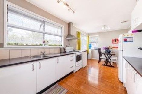 Photo of property in 12a Sabulite Road, Kelston, Auckland, 0602