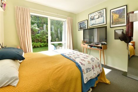 Photo of property in 17 Waldorf Crescent, Orewa, 0931