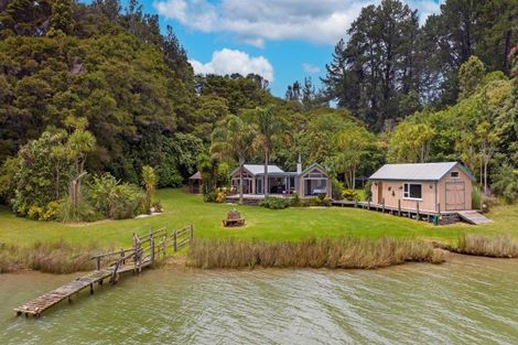 Photo of property in 1 Ohakana Island, Ohakana Island, Whakatane, 3198