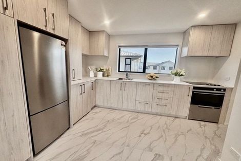 Photo of property in 9/180 Marine Parade, New Brighton, Christchurch, 8083