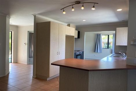 Photo of property in 17 Kellaway Drive, East Tamaki, Auckland, 2013