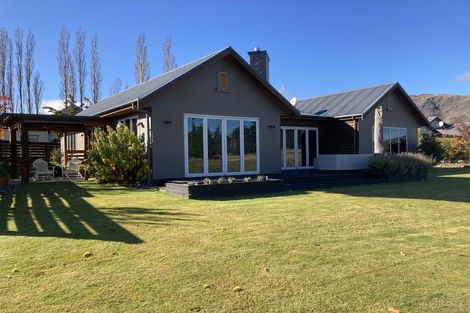 Photo of property in 25 The Dunes, Cromwell, 9310