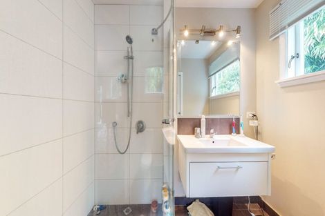 Photo of property in 34 Izard Road, Khandallah, Wellington, 6035