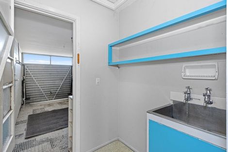 Photo of property in 1/42 North Avon Road, Richmond, Christchurch, 8013