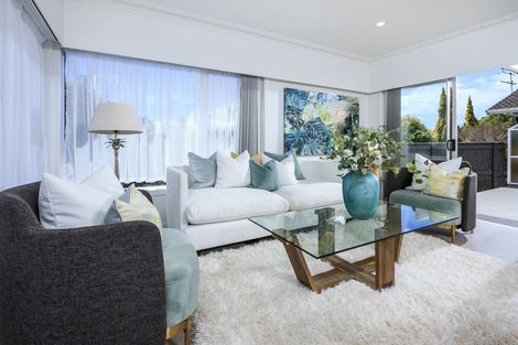 Photo of property in 1/344 Lake Road, Hauraki, Auckland, 0622