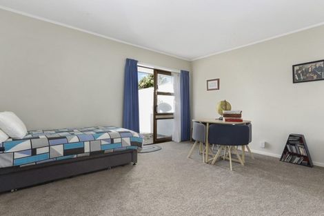 Photo of property in 2/1 West Hoe Road, Orewa, 0931