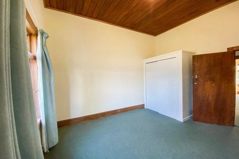 Photo of property in 215 College Street, West End, Palmerston North, 4412