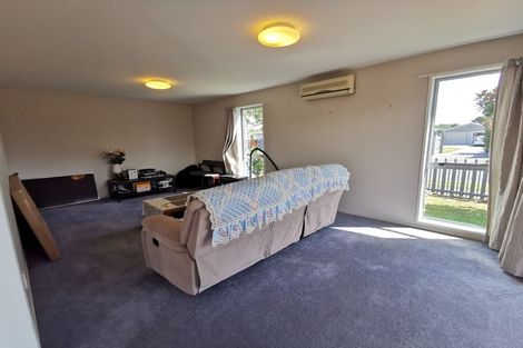 Photo of property in 19 Te Maru Place, Redwood, Christchurch, 8051