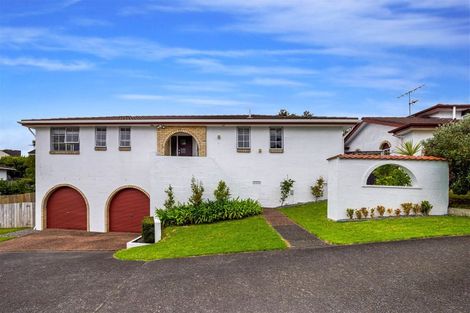 Photo of property in 4/26a Sunnynook Road, Sunnynook, Auckland, 0620