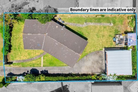 Photo of property in 13 Harmel Road, Glendene, Auckland, 0602