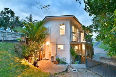 Photo of property in 9 Neptune Avenue, Beach Haven, Auckland, 0626