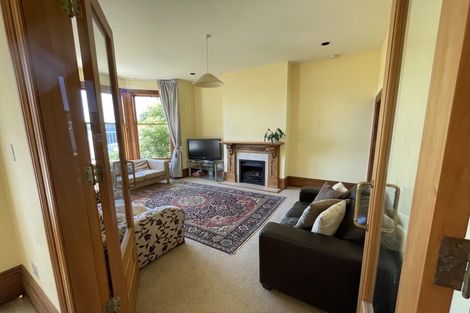 Photo of property in 16 Talavera Terrace, Kelburn, Wellington, 6012